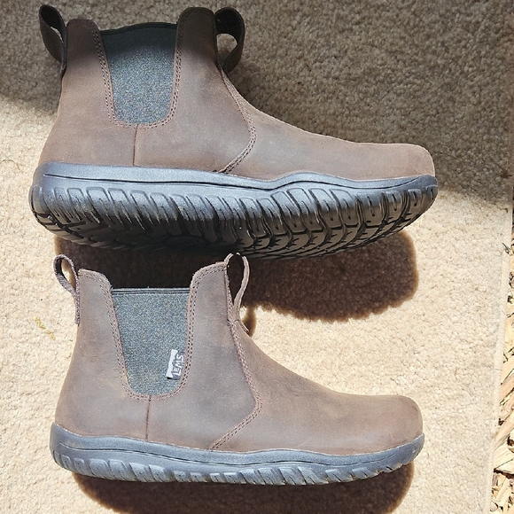 Lems Chelsea Style Ankle Boots - Picture 3 of 13